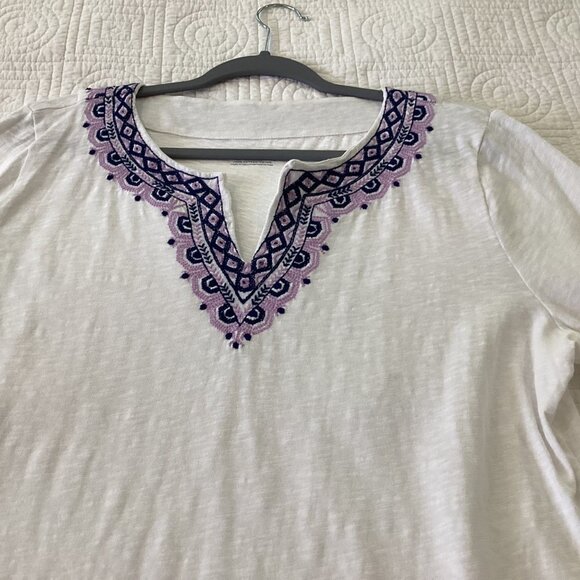 Talbots Women's White Cotton Embroidered Tunic Top size L - Picture 9 of 10